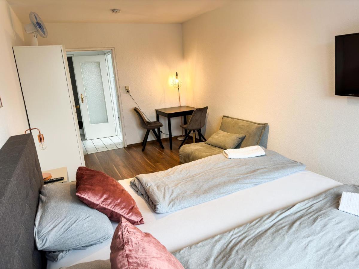 Apartment Fuer 3 Gaeste Kostenlose Parkplaetze Und Lift Hannover Exterior photo