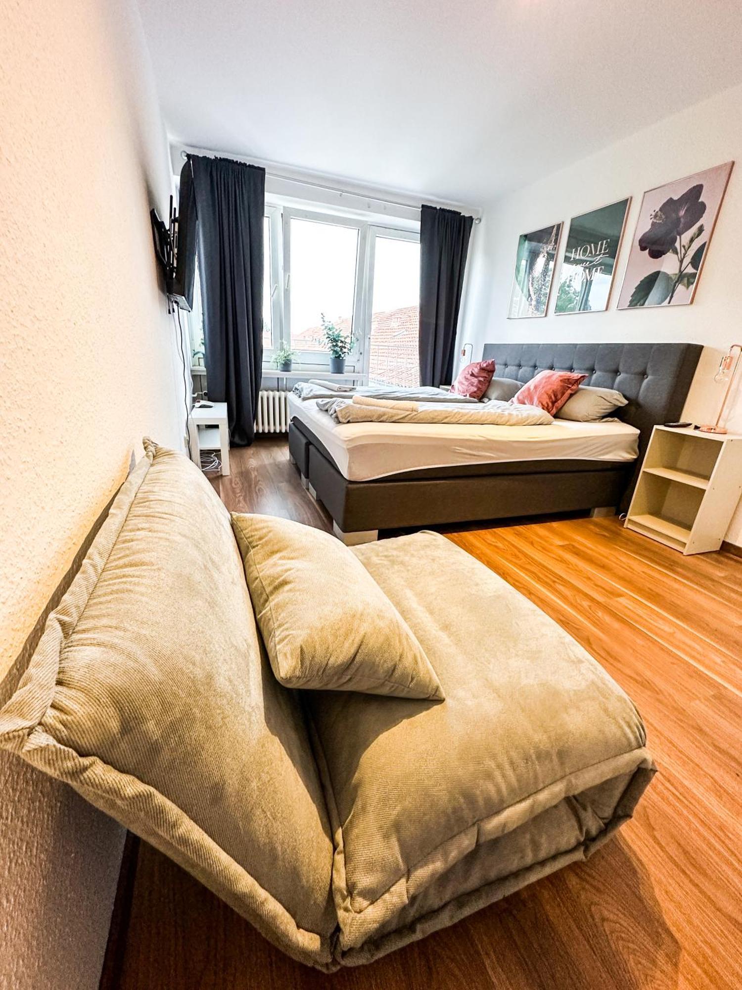 Apartment Fuer 3 Gaeste Kostenlose Parkplaetze Und Lift Hannover Exterior photo